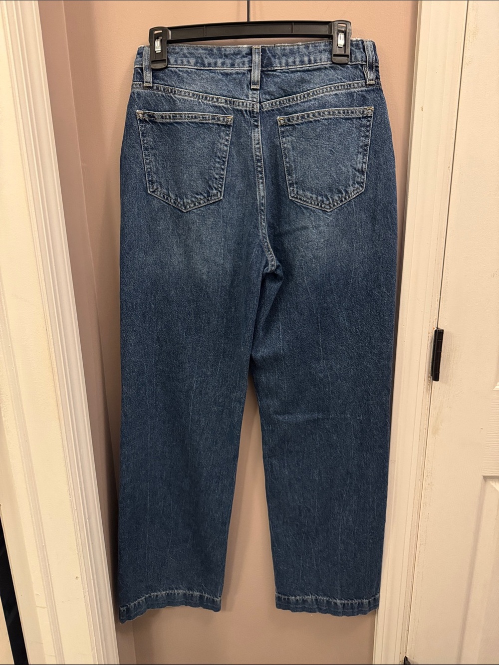 Fashion Nova Medium Blue High-Rise Denim Jeans - Picture 3 of 3